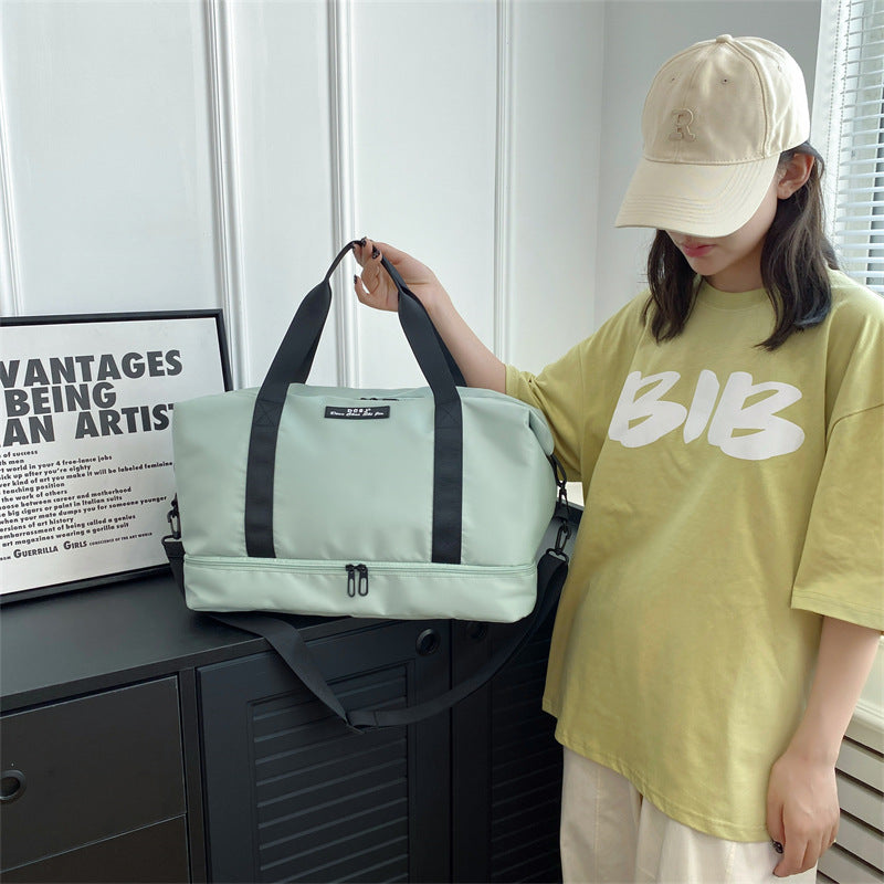 Duffle bag interior