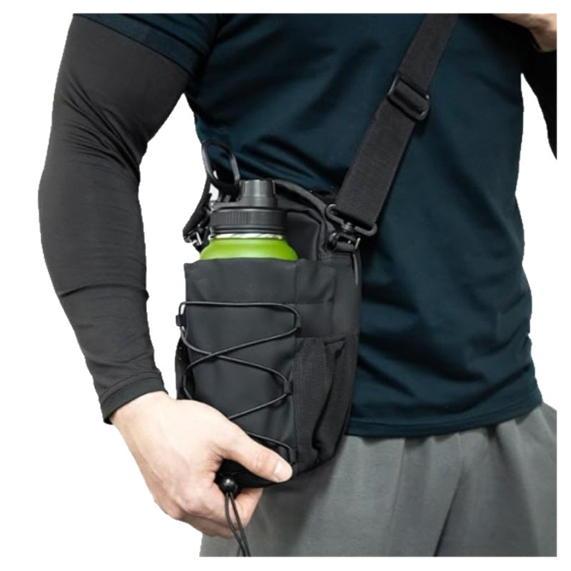Magnetic bottle bag carrying a bottle