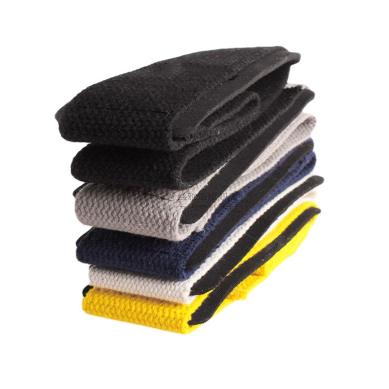 Lifting straps detail